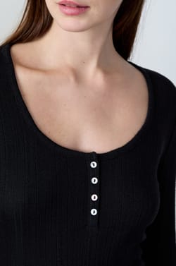 3/4 Sleeve T-shirt;${refinementColor}