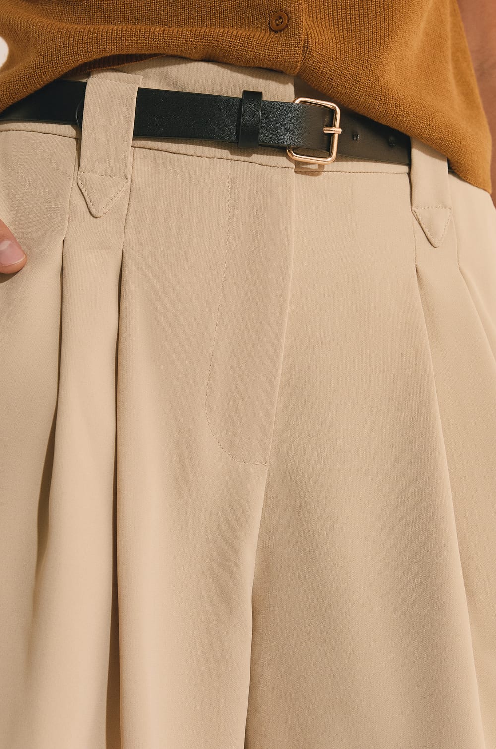 Bermuda avec ceinture;${refinementColor}