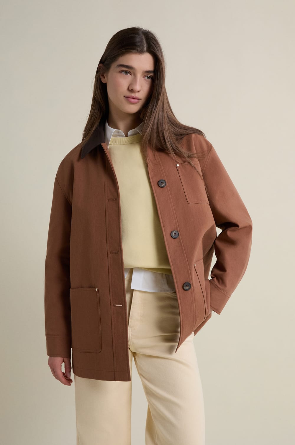 Mid-length velvet collar jacket;${refinementColor}