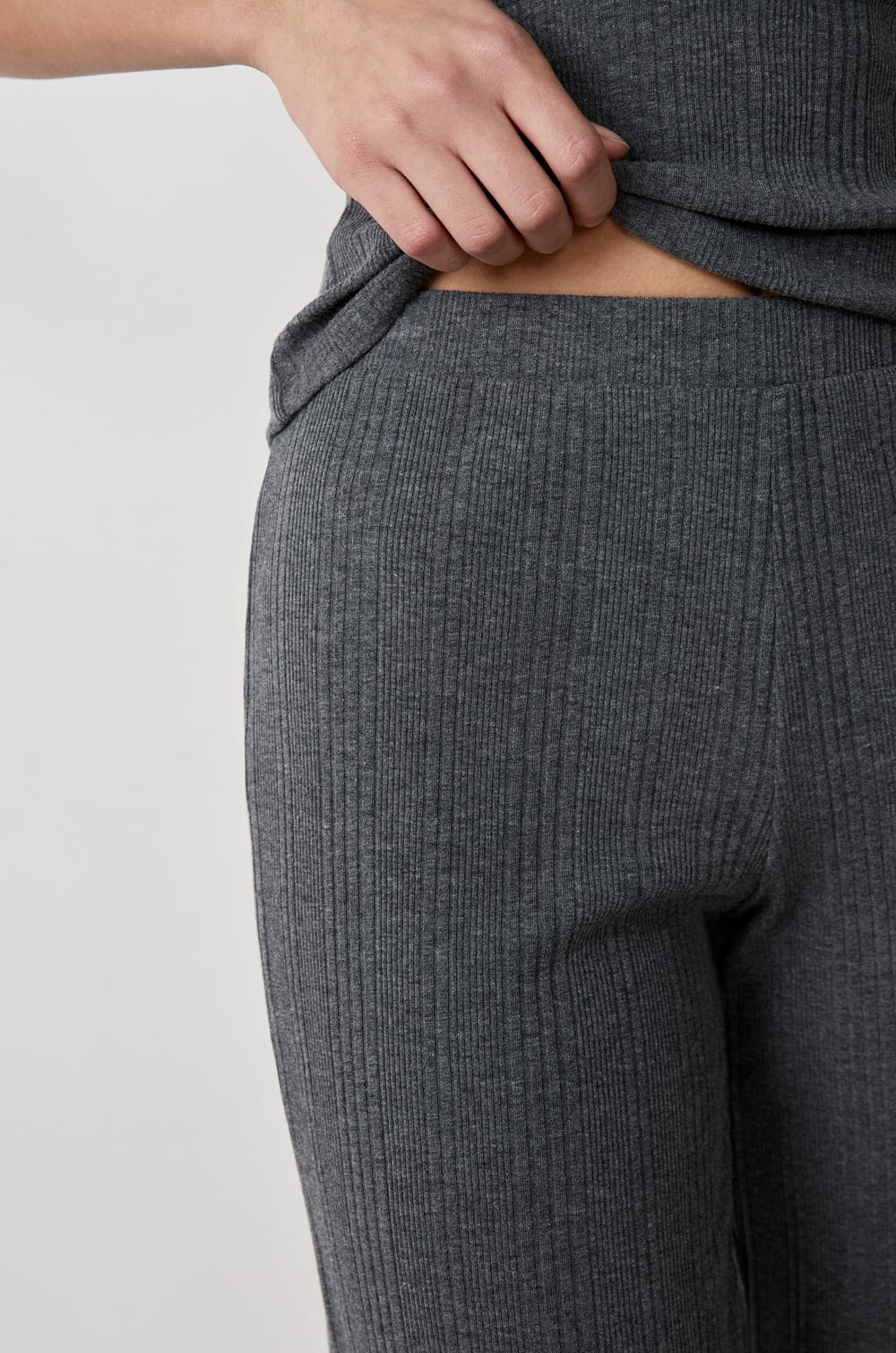 Straight Ribbed Pyjama Trousers;${refinementColor}