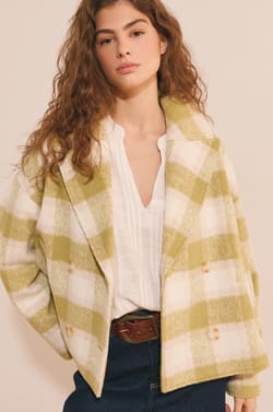Manteau court &agrave; carreaux;${refinementColor}