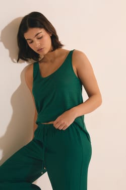 Top de pijama de lino;${refinementColor}