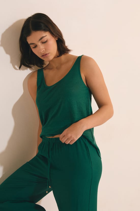 Top de pijama de lino;${refinementColor}