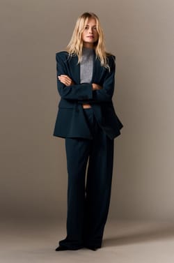 Pantalon de tailleur large;${refinementColor}