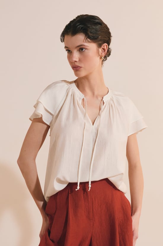 Top manches courtes bouffantes &agrave; nouer;${refinementColor}