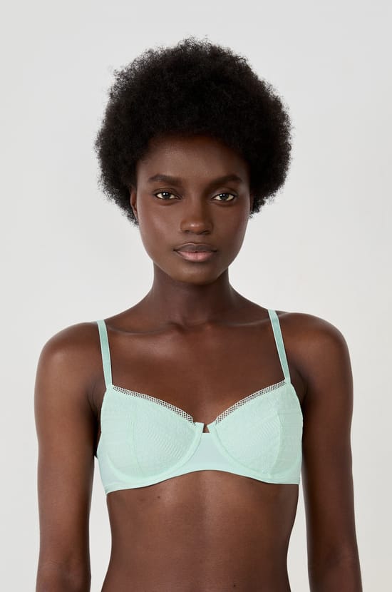 Sujetador clásico de encaje;${refinementColor}