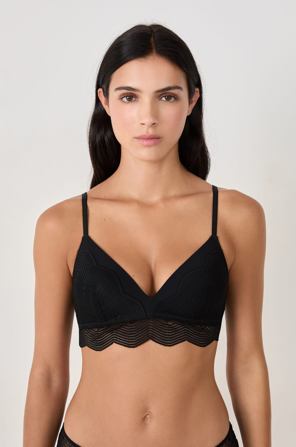 Wireless Triangle Bra;${refinementColor}