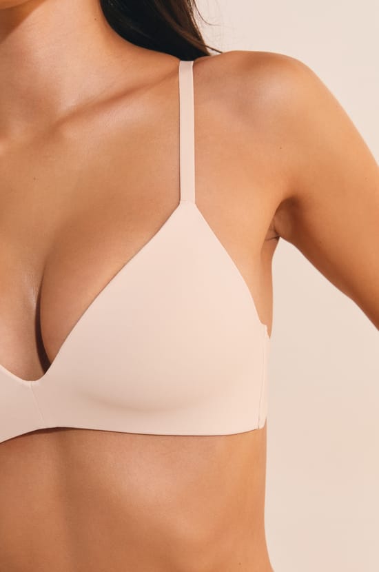 Lightly Lined Wireless Bra in Microfiber;${refinementColor}
