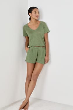Short 100% lin;${refinementColor}