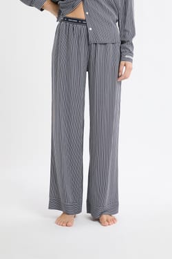 Pantalon de pyjama à rayures et taille élastique;${refinementColor}