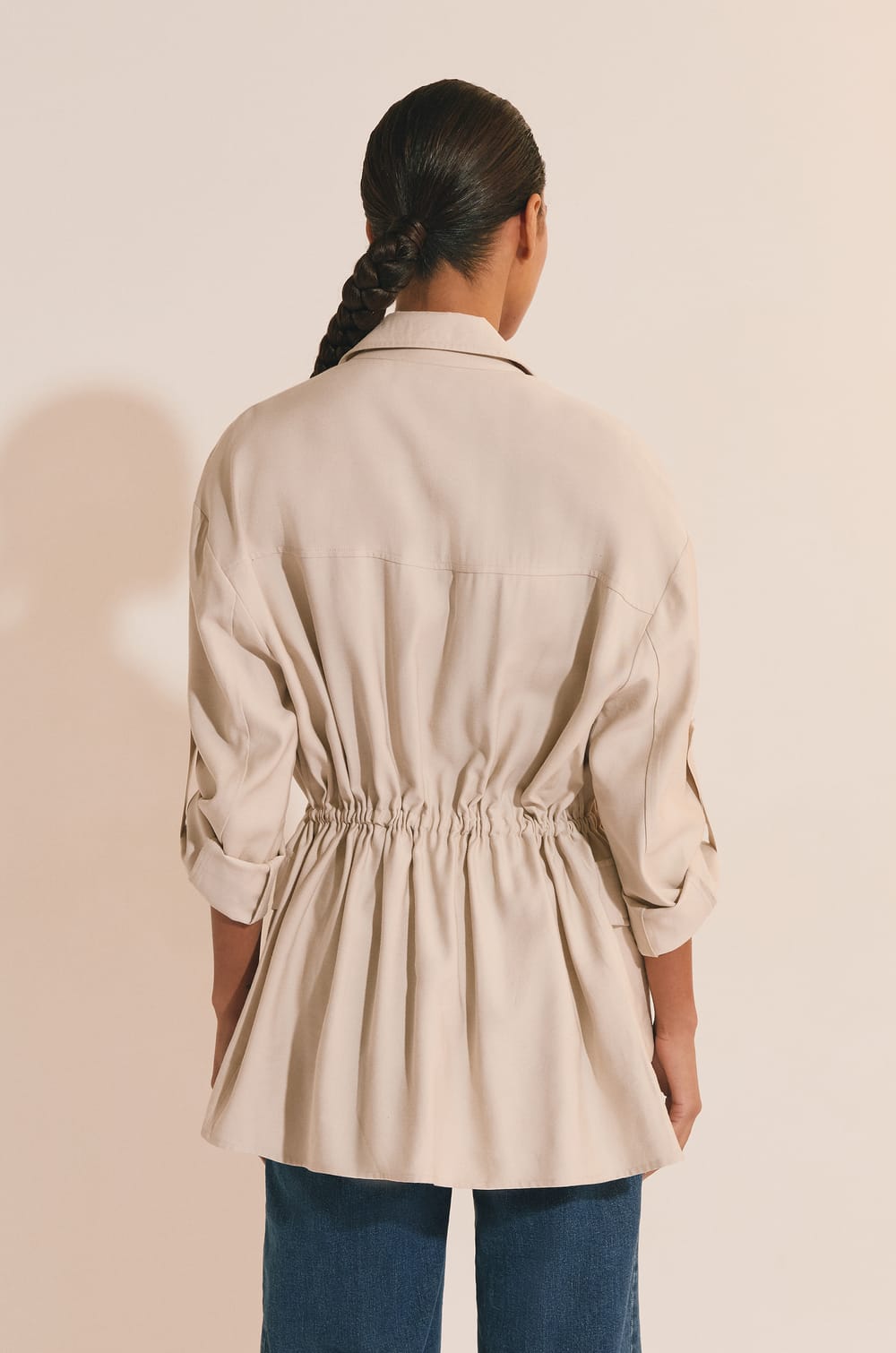 Veste avec d&eacute;tail poche;${refinementColor}