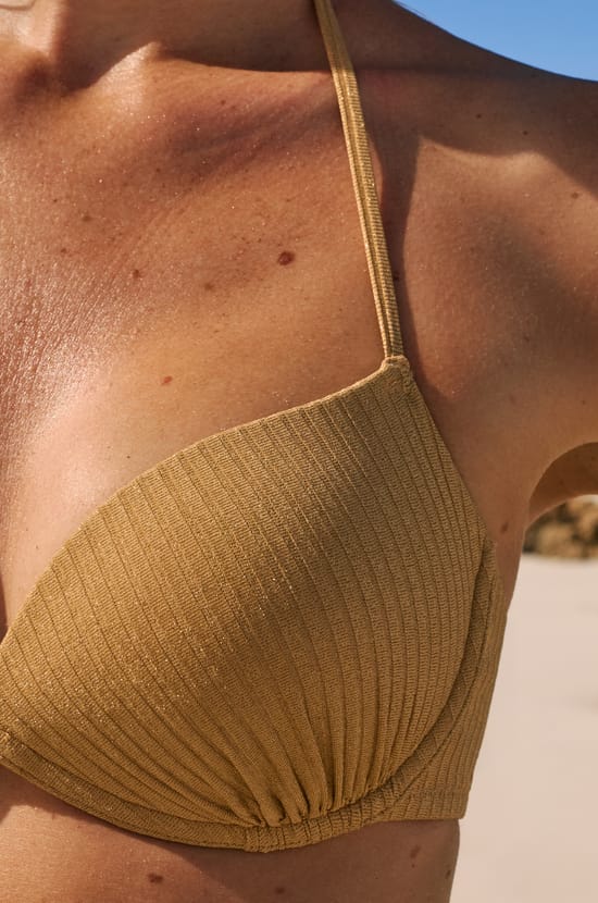 Vrchn&iacute; d&iacute;l plavek push-up s duhov&yacute;m efektem;${refinementColor}