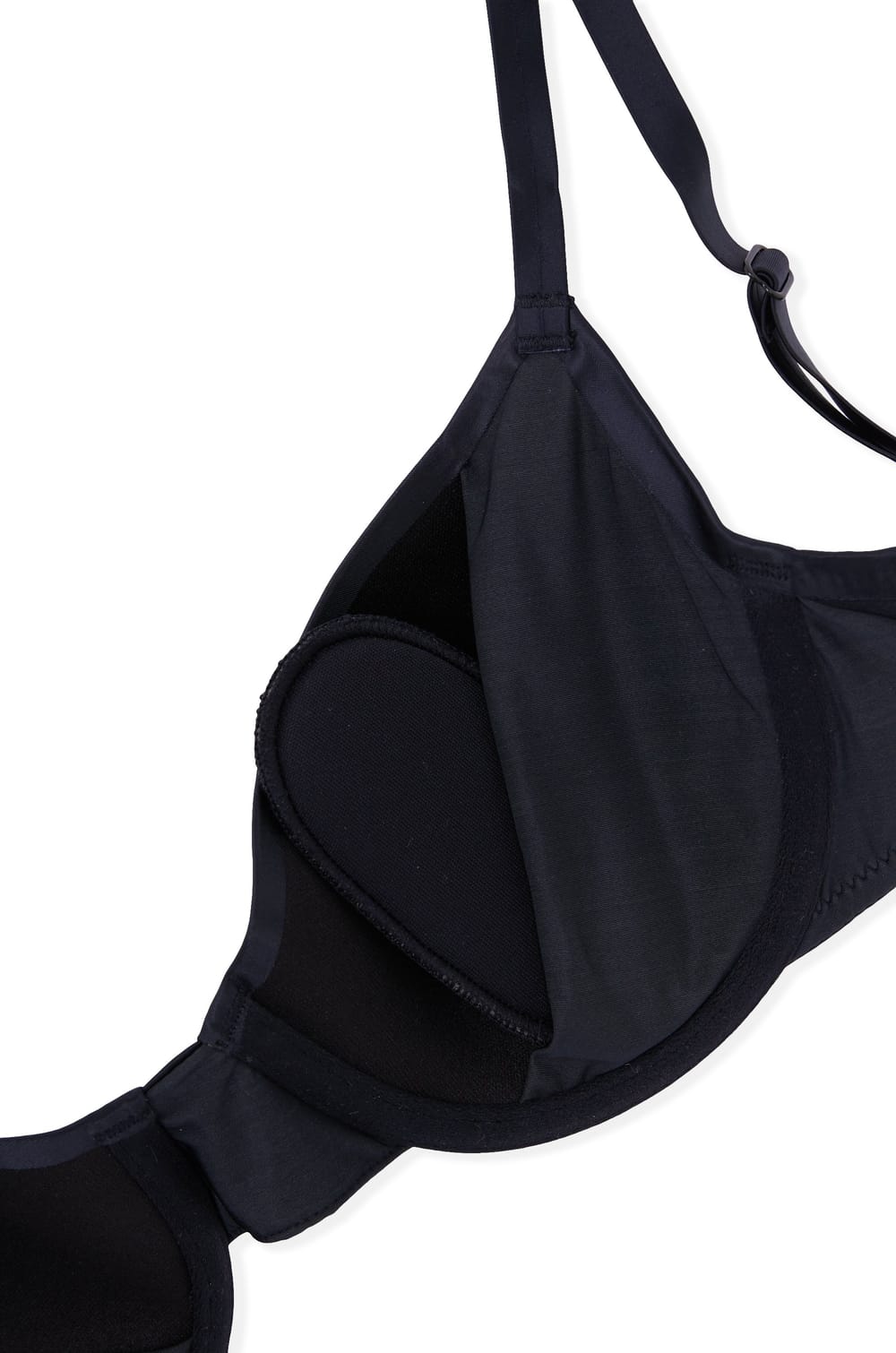 Soutien-gorge triangle sans armatures satin&eacute;;${refinementColor}