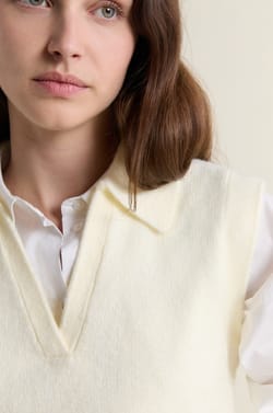 Pull col polo sans manches;${refinementColor}