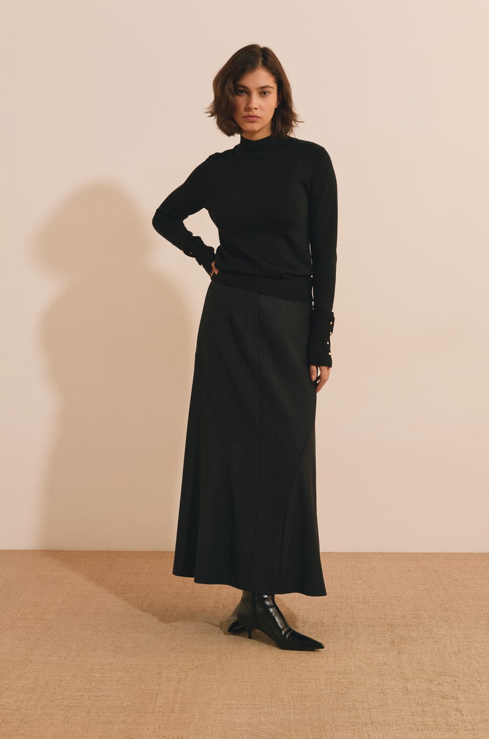 Pull en maille fine &agrave; manches mi-longues;${refinementColor}