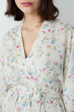 Saténový župan s potiskem;${refinementColor}