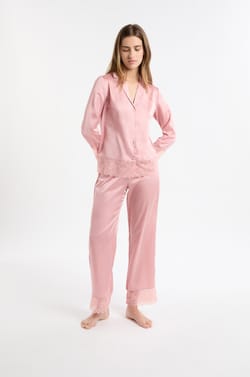 Pantalon de pyjama satin&eacute; avec d&eacute;tails dentelle;${refinementColor}