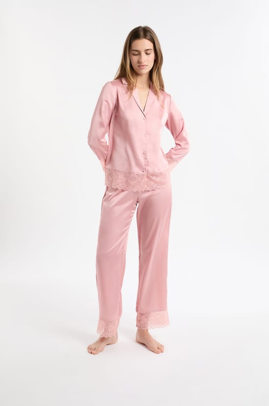 Pantalon de pyjama satin&eacute; avec d&eacute;tails dentelle;${refinementColor}