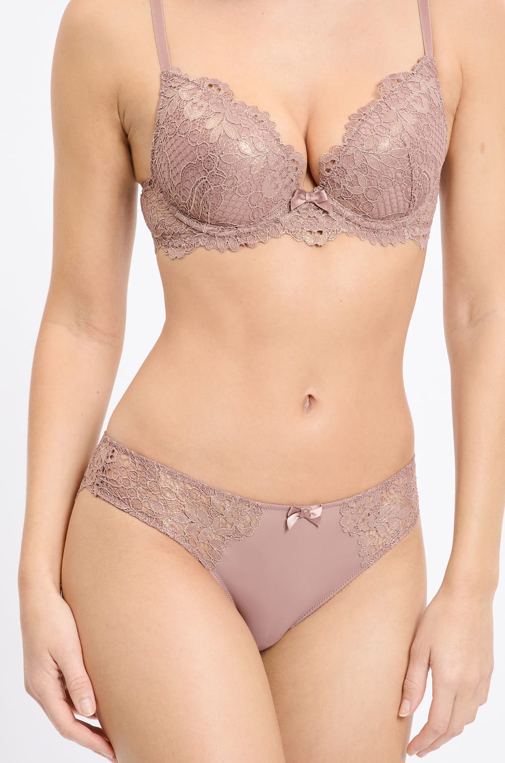 Hipster en microfibre et dentelle;${refinementColor}