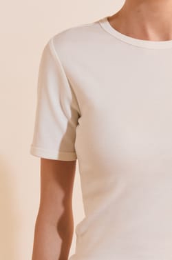 T-shirt manches courtes avec coton modal;${refinementColor}