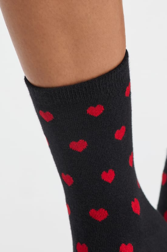 Socken aus feiner Strickware;${refinementColor}