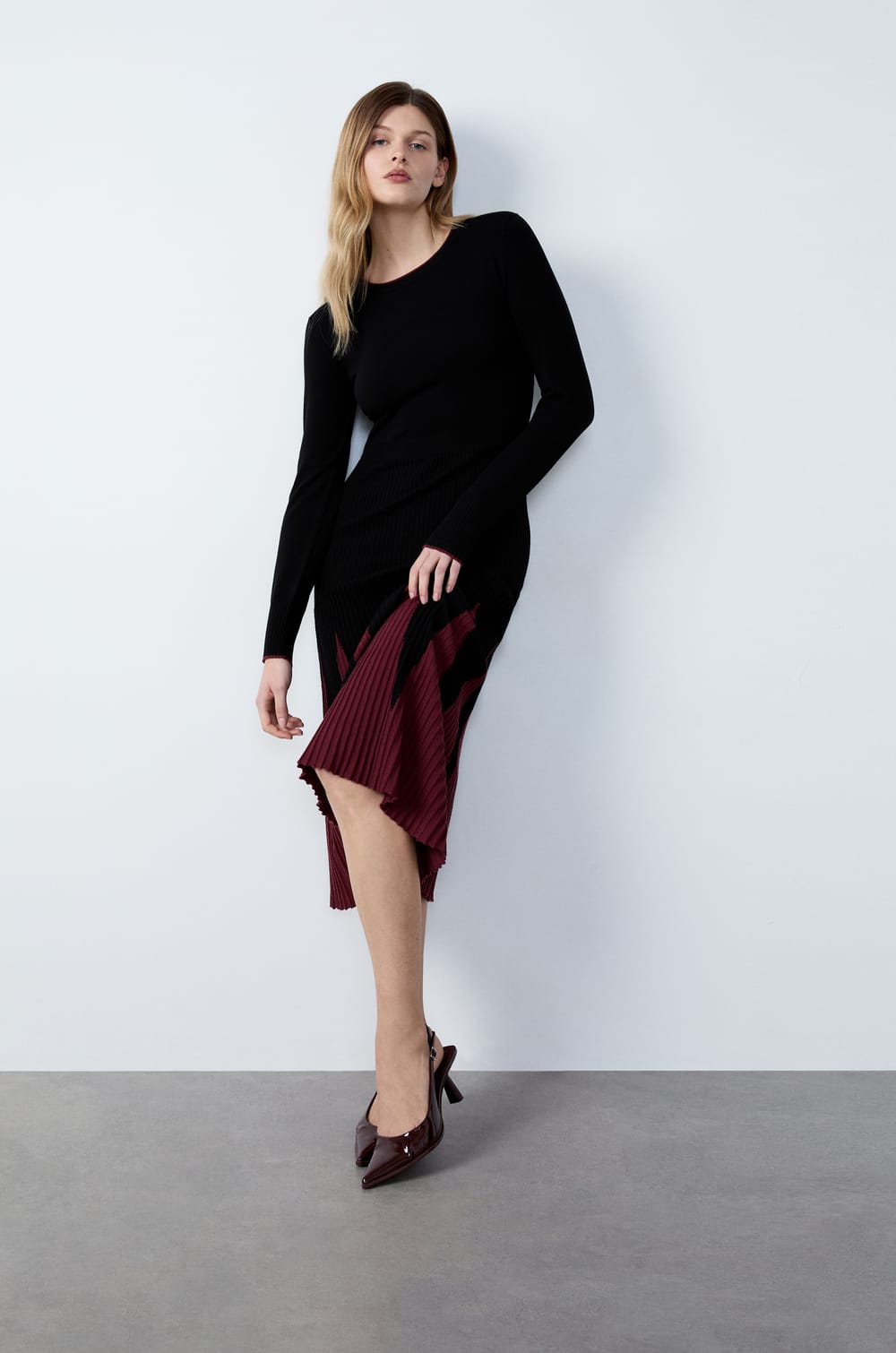 Long Ribbed Dress;${refinementColor}