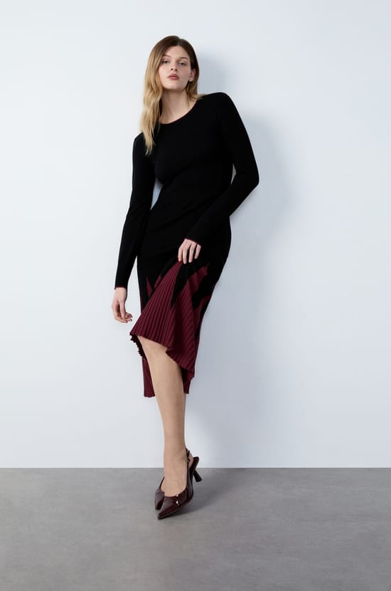 Robe longue côtelée;${refinementColor}