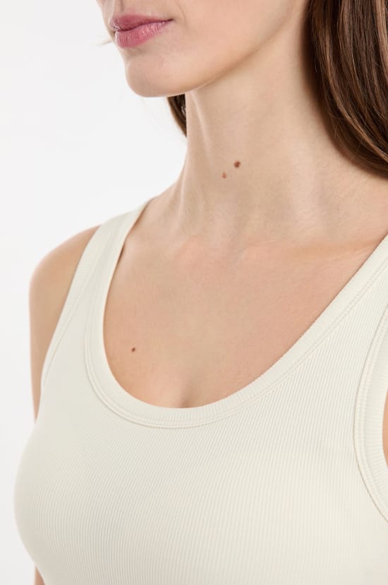 Tank Top mit integriertem BH;${refinementColor}