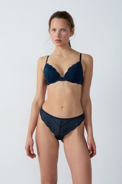 BH N.2 - Der Push-up-BH mit tiefem Dekolleté;${refinementColor}