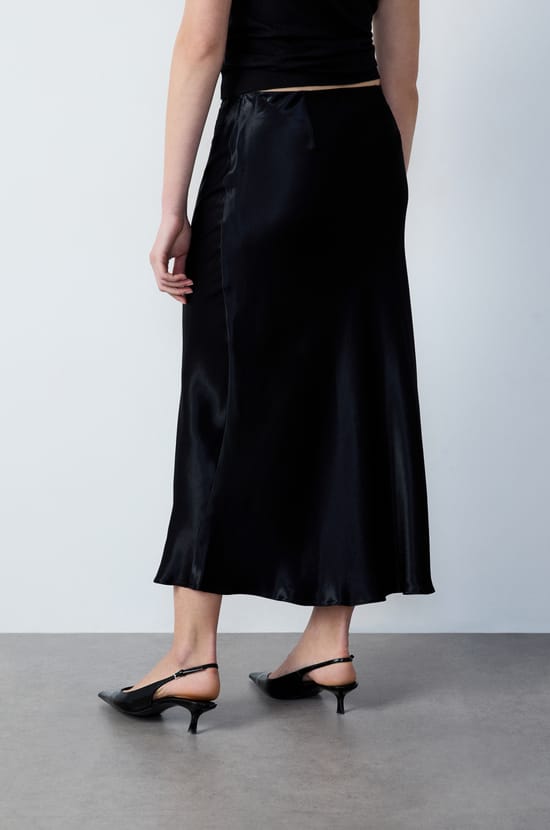 Long Satin Skirt;${refinementColor}