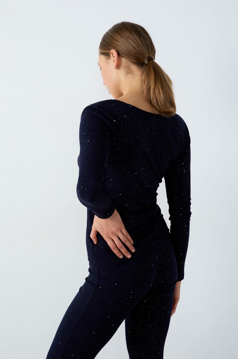 Long Sleeve Ribbed Sparkle T-Shirt;${refinementColor}