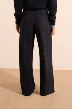 Pantalon coupe droite &agrave; carreaux;${refinementColor}