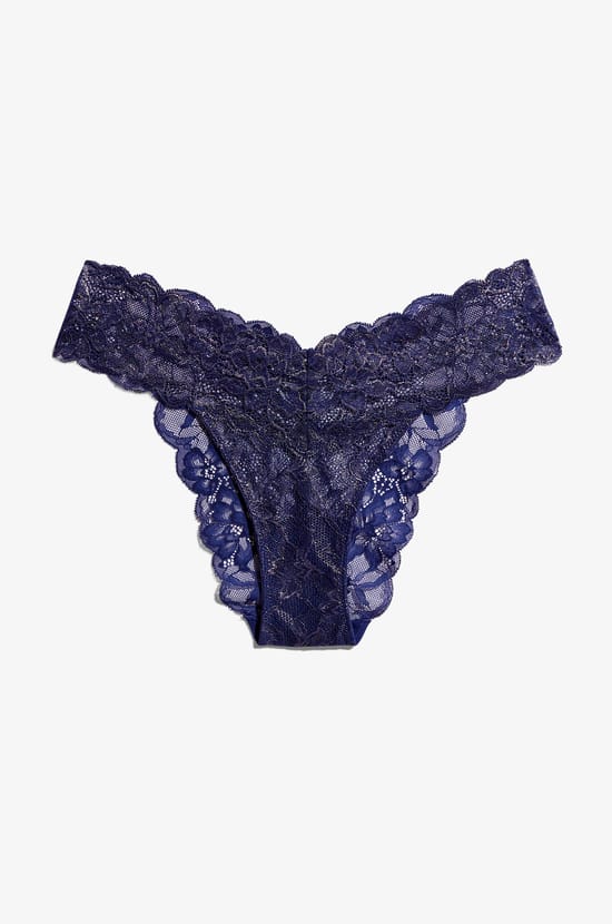 Tanga en dentelle irisé;${refinementColor}