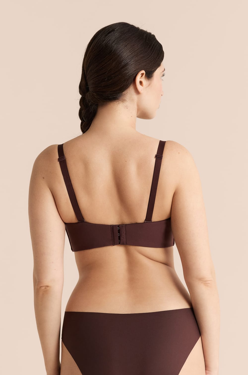 Strapless lightly lined bra with removable straps, cup C-E;${refinementColor}