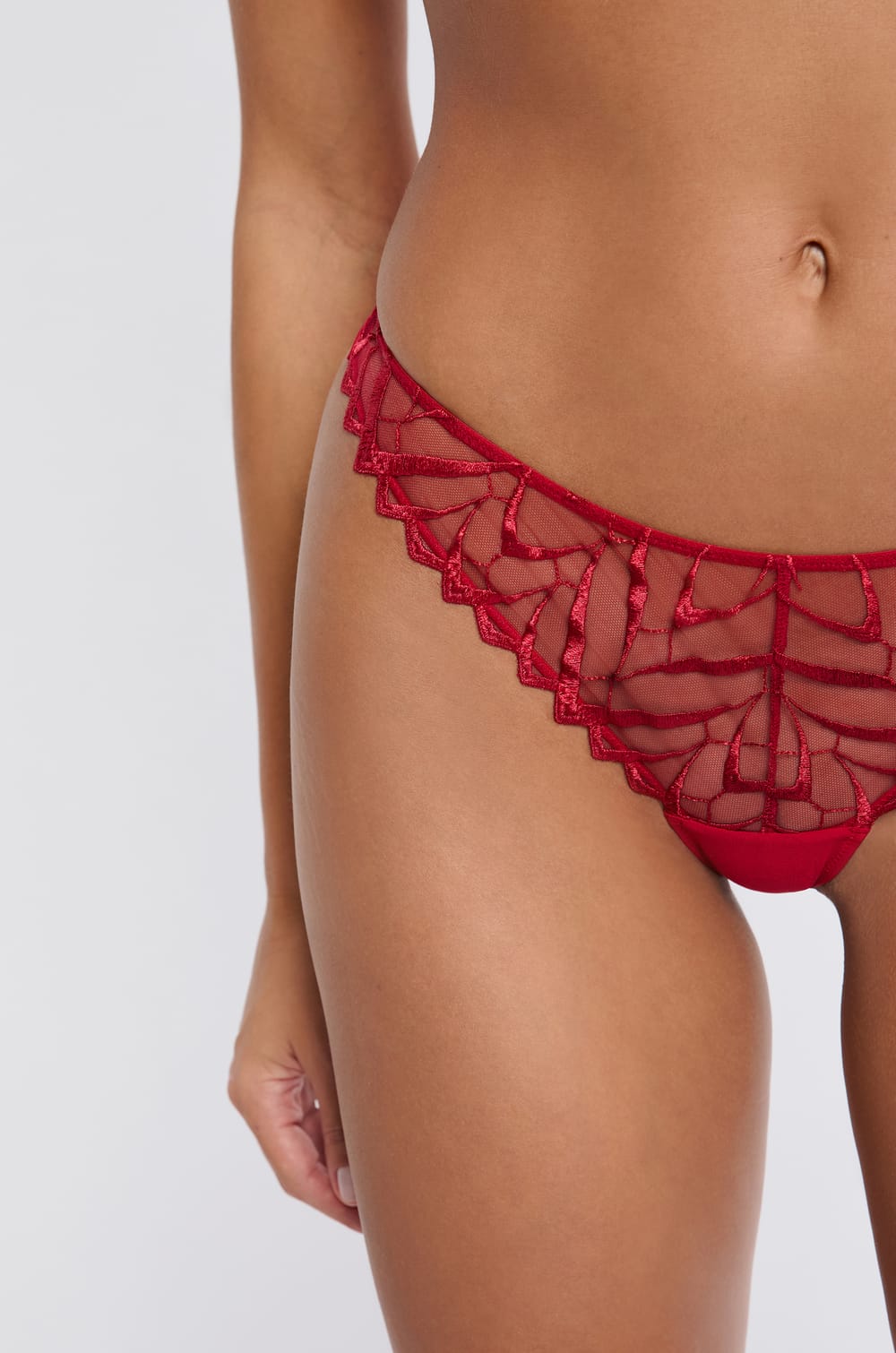 Tanga de bordado;${refinementColor}