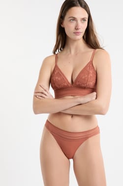 Slip aus Spitze;${refinementColor}