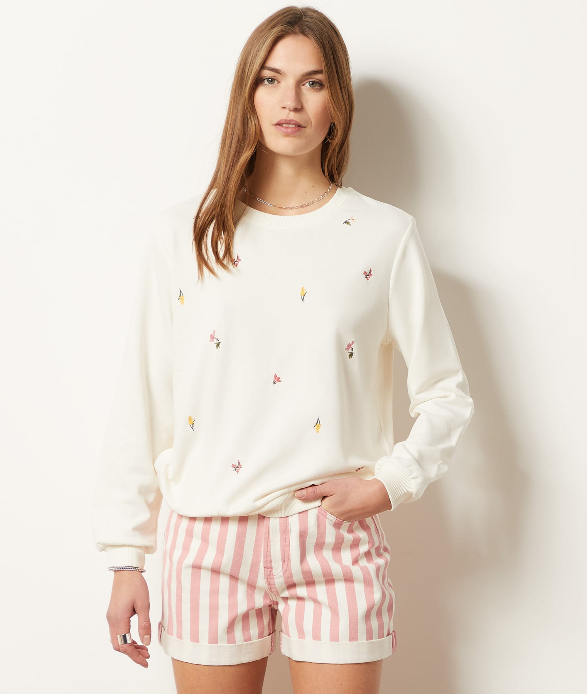 Lot De 3 T-shirts Manches Longues NEXT - Motifs Appliqués - Look Décontracté Et Intemporel - 8