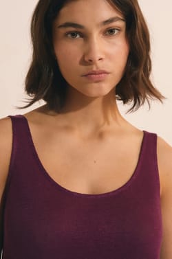 Top de pijama de lino;${refinementColor}