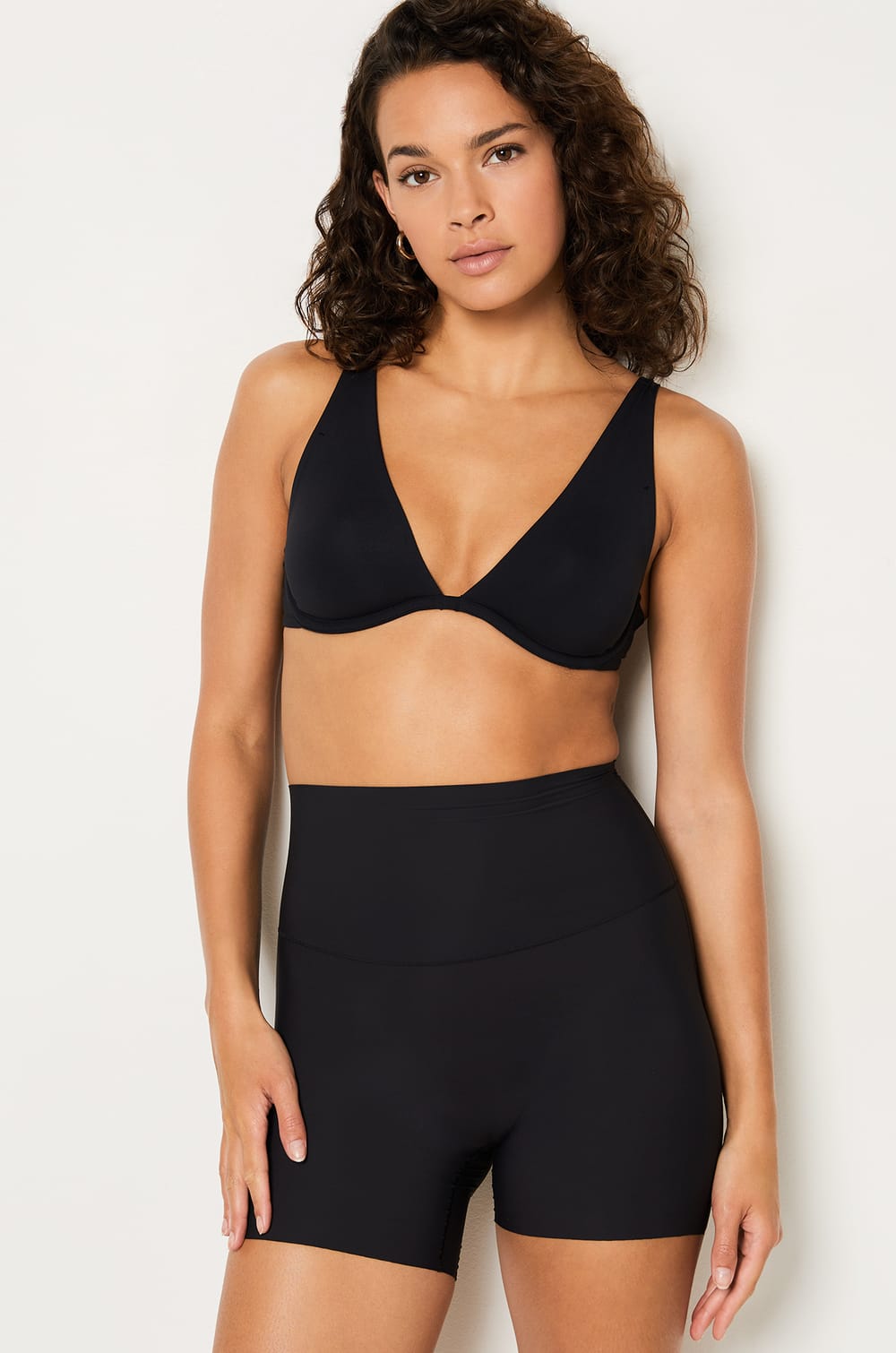 Panty gainant taille haute - maintien léger;${refinementColor}