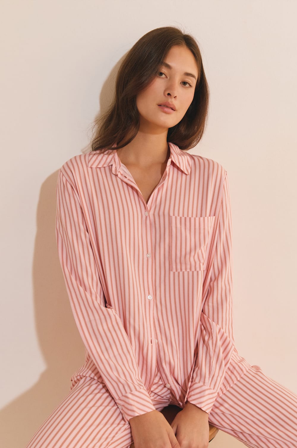 Chemise de pyjama &agrave; rayures;${refinementColor}
