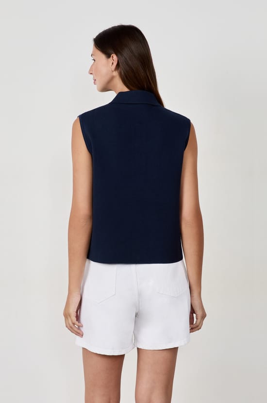 Sleeveless Sweater;${refinementColor}
