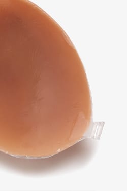 Backless Silicone Bra;${refinementColor}