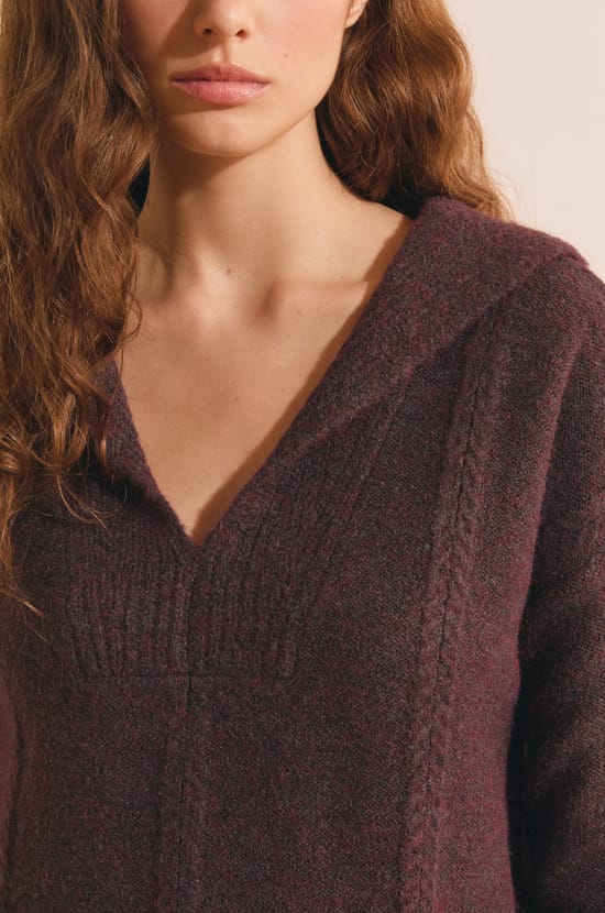 Robe courte col V avec laine;${refinementColor}
