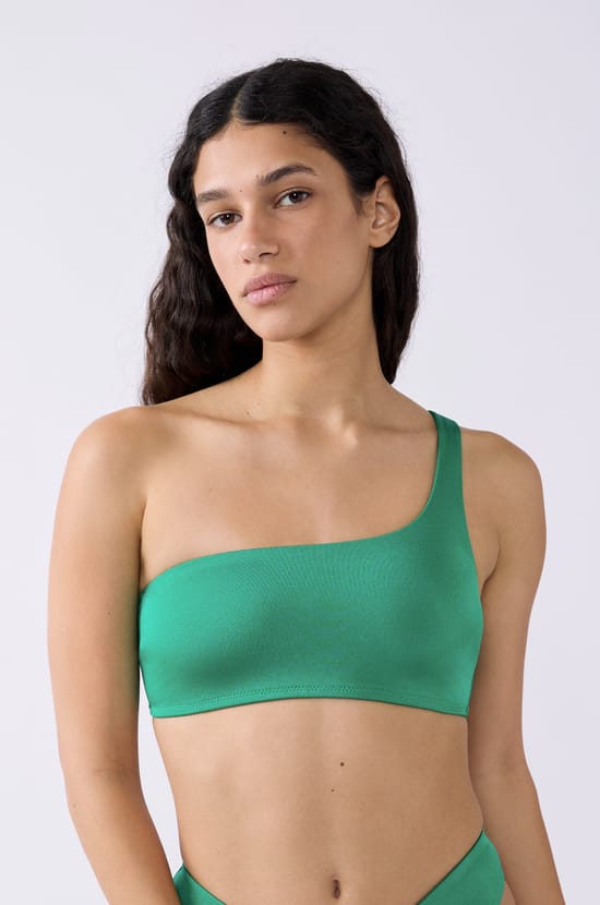 Asymmetric Bikini Top;${refinementColor}