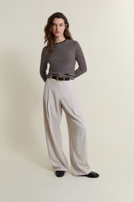 Straight Trousers;${refinementColor}