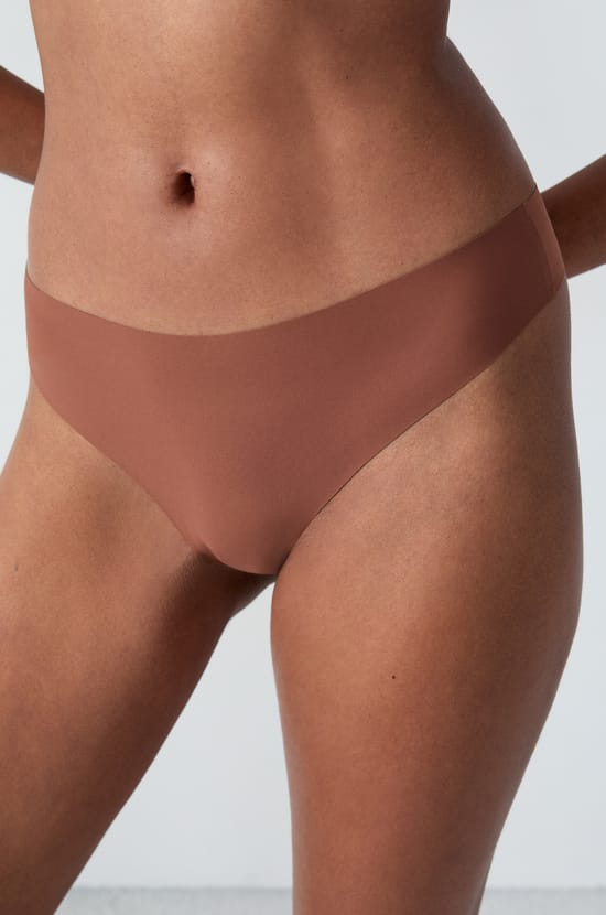 Microfibre Thong;${refinementColor}