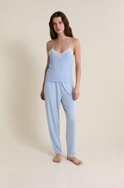 Caraco avec d&eacute;tails dentelle;${refinementColor}