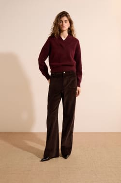 Pull col V en maille;${refinementColor}