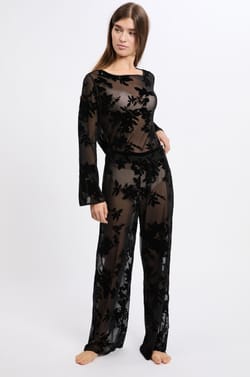 Pantalon de nuit transparent à motif fleurs;${refinementColor}