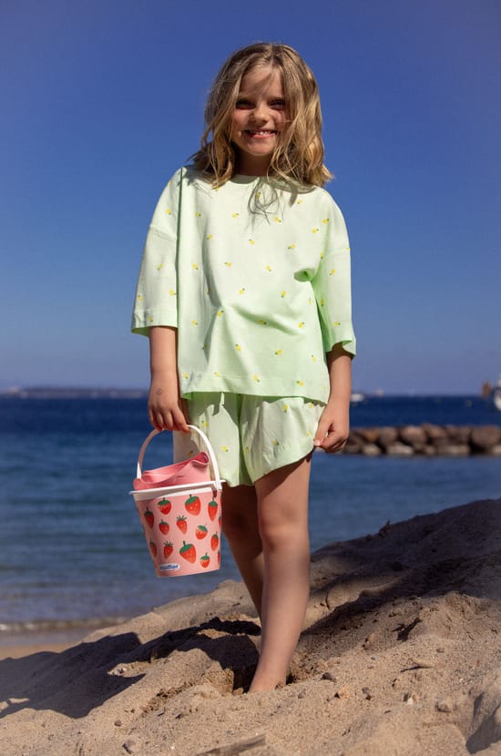 Ensemble de pyjama 2 pi&egrave;ces motifs ananas pour enfant;${refinementColor}